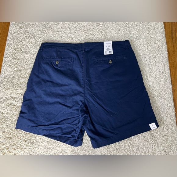 Men's Size 38 Saddlebred Flat Front Navy Blue Shorts NWT - Picture 2 of 6